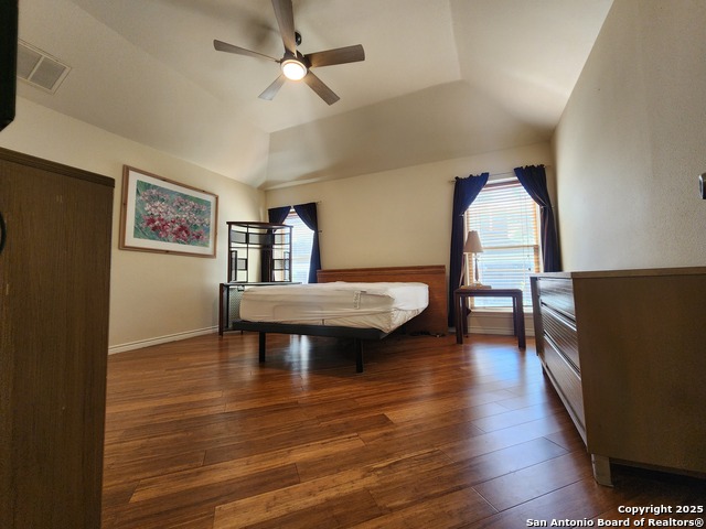 Image 15 of 50 For 7535 Linkside