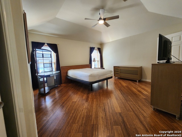 Image 16 of 50 For 7535 Linkside