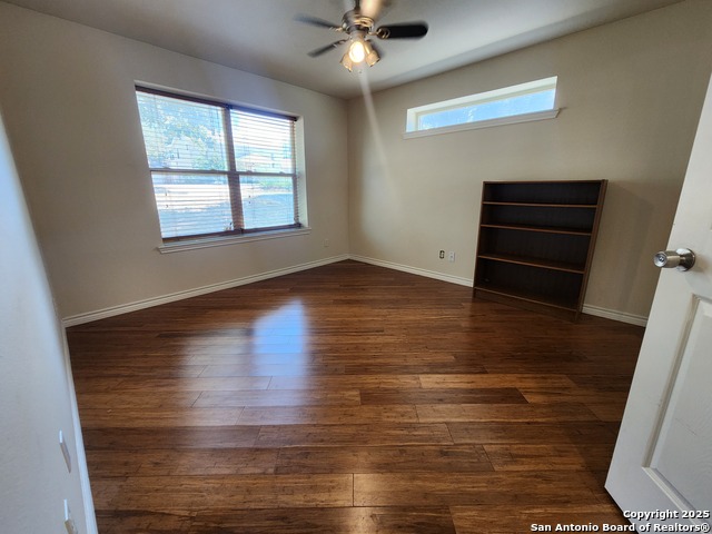 Image 19 of 50 For 7535 Linkside