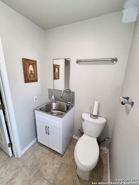 Image 32 of 50 For 7535 Linkside