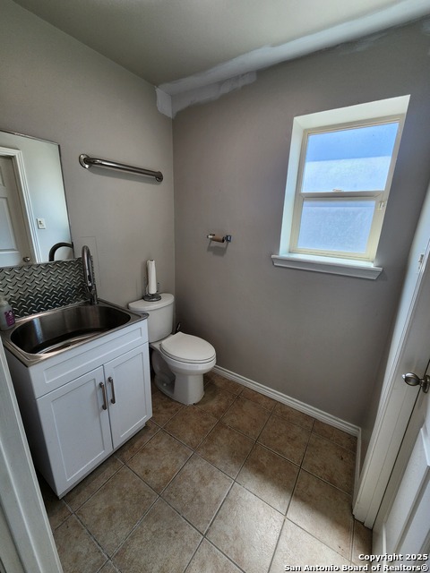Image 33 of 50 For 7535 Linkside