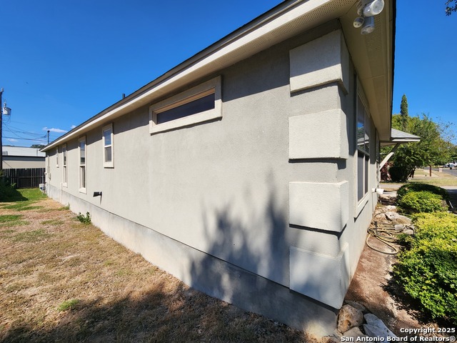 Image 45 of 50 For 7535 Linkside