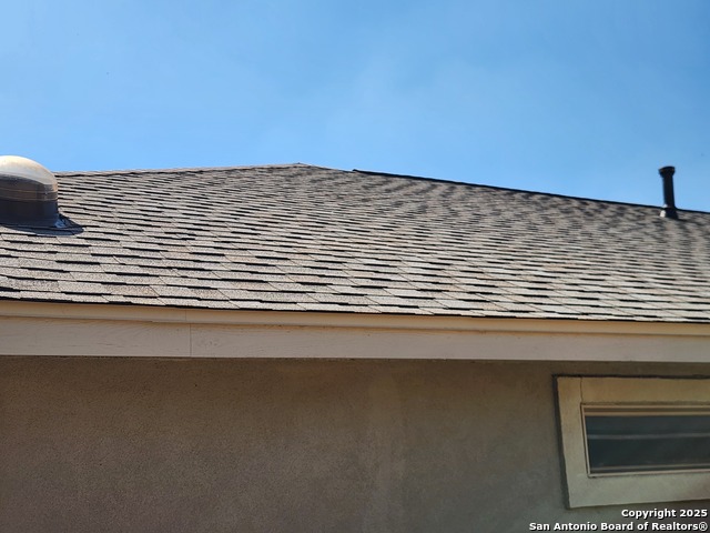 Image 47 of 50 For 7535 Linkside