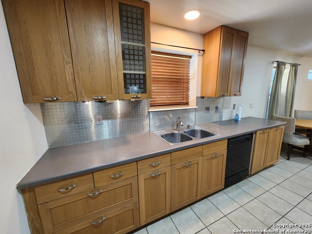 Image 5 of 50 For 7535 Linkside
