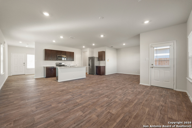 Image 3 of 18 For 120 Chipping