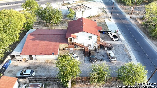 Image 4 of 11 For 563 Sw 39th St