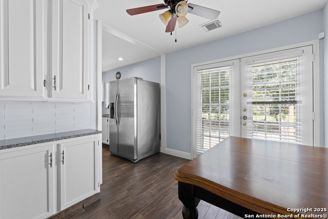 Listing photo id 11 for 12811 Huntsman Lake Dr