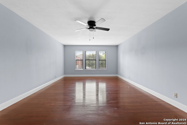 Listing photo id 17 for 12811 Huntsman Lake Dr