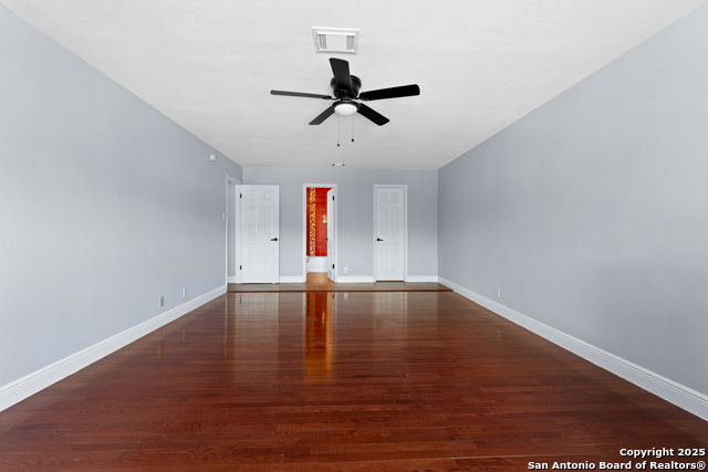 Listing photo id 19 for 12811 Huntsman Lake Dr