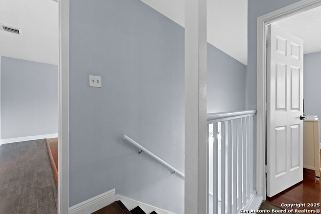 Listing photo id 21 for 12811 Huntsman Lake Dr