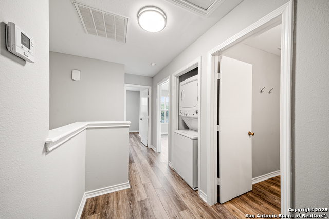 Image 11 of 21 For 7806 Kingsbury Wood 2