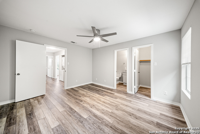 Image 16 of 21 For 7806 Kingsbury Wood 2