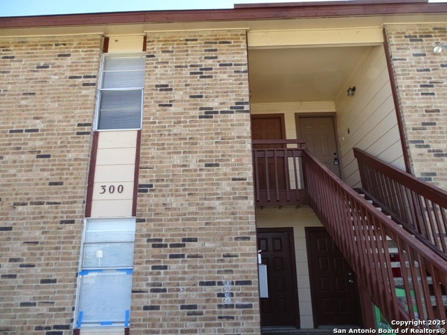 Details for 300 Moursund Blvd.  4, San Antonio, TX 78221