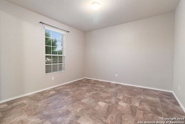 Image 3 of 20 For 730 Trinity Star