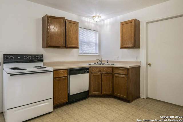 Image 7 of 20 For 2409 Quail Ridge Dr