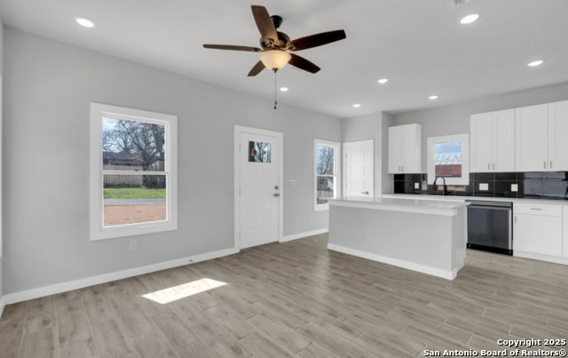 Image 3 of 8 For 918 Dawson 2