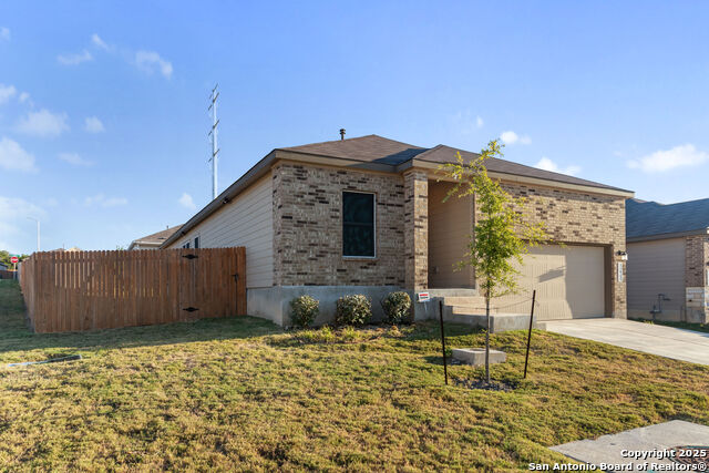 Image 2 of 17 For 31964 Native Sun Road