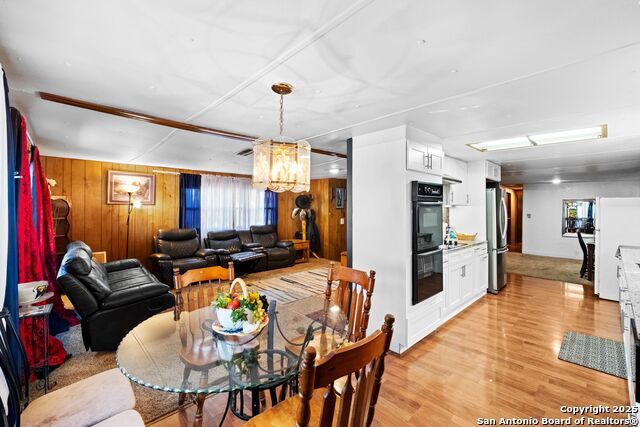 Image 10 of 30 For 626 Flintstone Dr