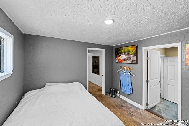 Image 13 of 30 For 626 Flintstone Dr