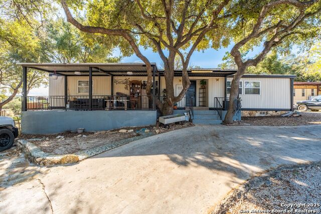 Image 2 of 30 For 626 Flintstone Dr