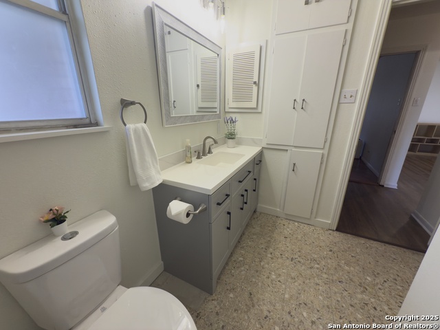 Listing photo id 11 for 11022 Dreamland