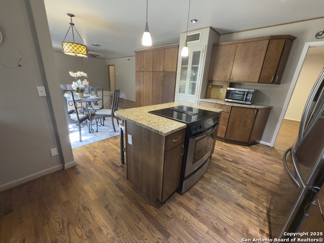 Listing photo id 4 for 11022 Dreamland