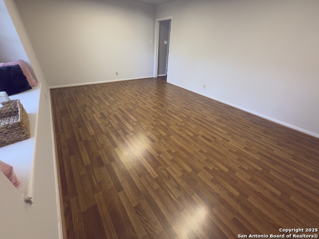 Listing photo id 6 for 11022 Dreamland