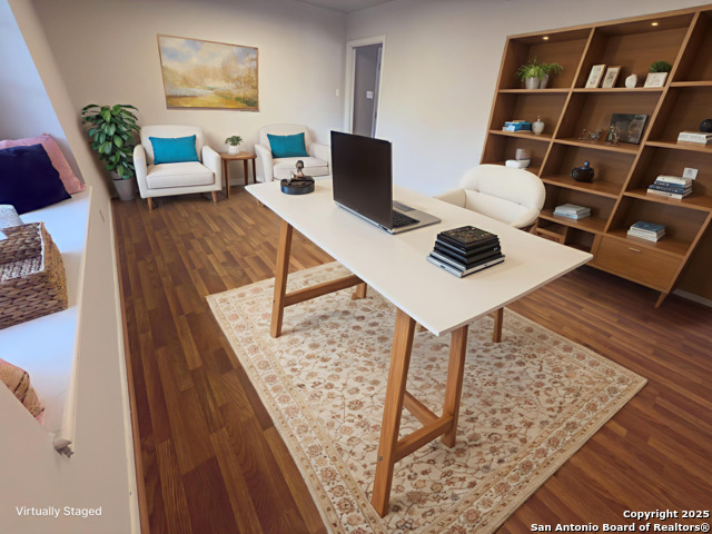 Listing photo id 7 for 11022 Dreamland