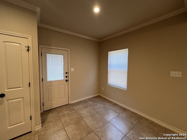 Image 6 of 26 For 6846 Lakeview Dr.  102