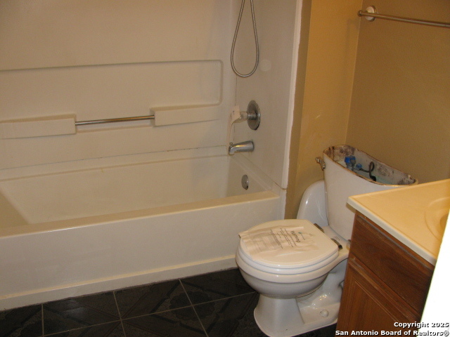 Image 12 of 22 For 7458 Radford