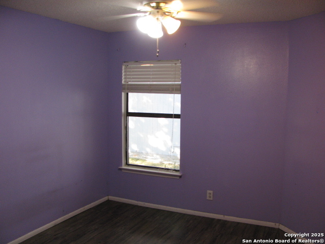 Image 15 of 22 For 7458 Radford