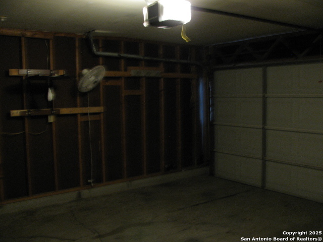 Image 17 of 22 For 7458 Radford