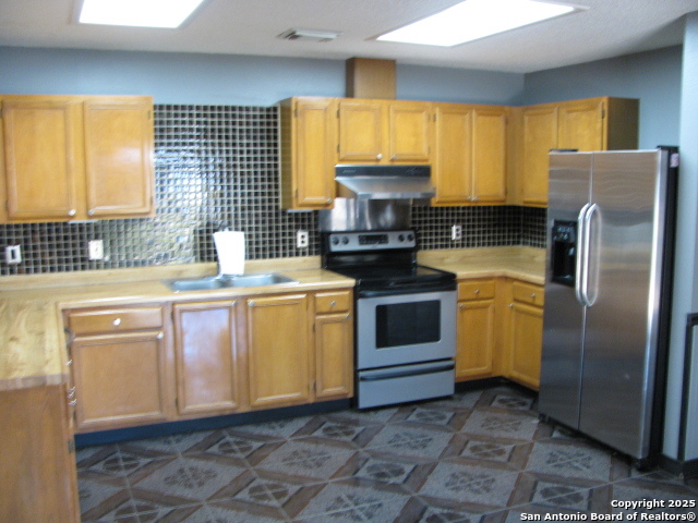 Image 9 of 22 For 7458 Radford
