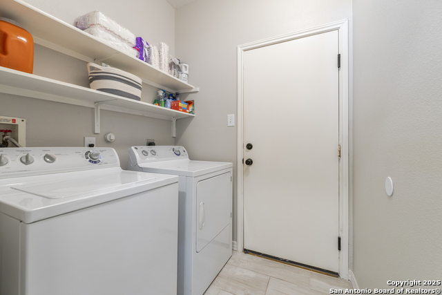 Image 31 of 39 For 1109 Arbor Dawn