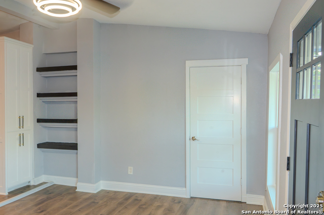 Image 8 of 21 For 1506 Wildwood Dr W