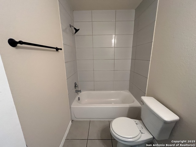 Image 19 of 28 For 8711 Azul Sky Court