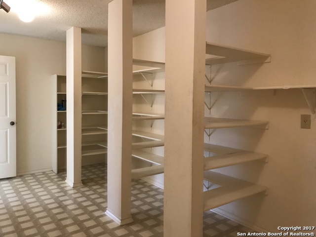 Image 14 of 36 For 8758 Park Olympia