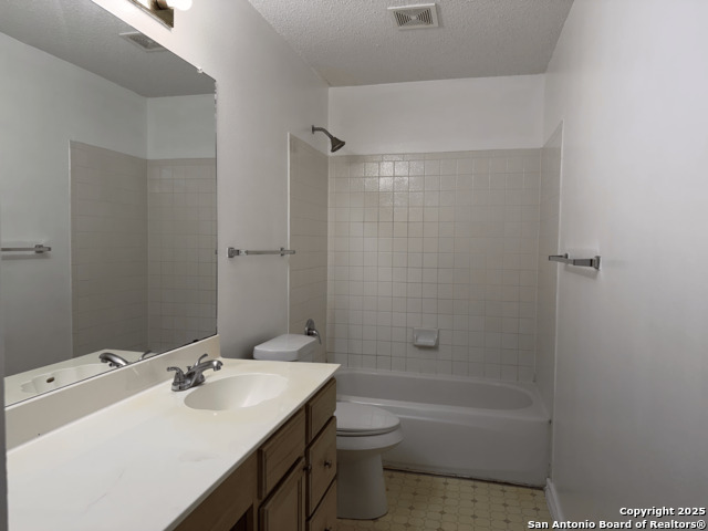 Image 30 of 36 For 8758 Park Olympia