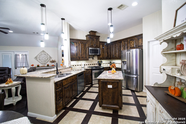 Image 12 of 35 For 504 Sullivan W