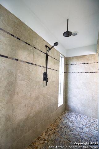 Image 21 of 35 For 504 Sullivan W