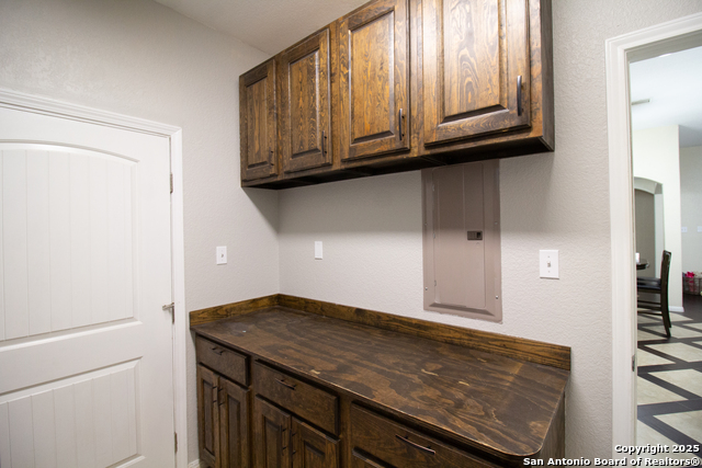 Image 29 of 35 For 504 Sullivan W