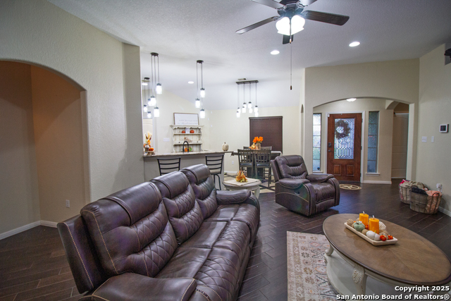 Image 7 of 35 For 504 Sullivan W