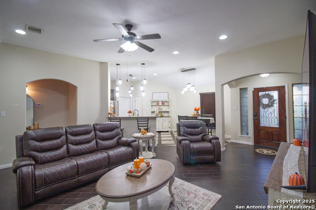 Image 8 of 35 For 504 Sullivan W