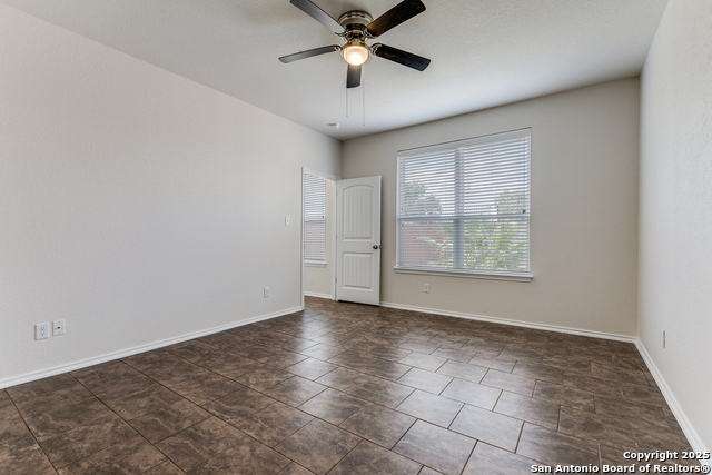 Listing photo id 11 for 8331 Gentry Crk