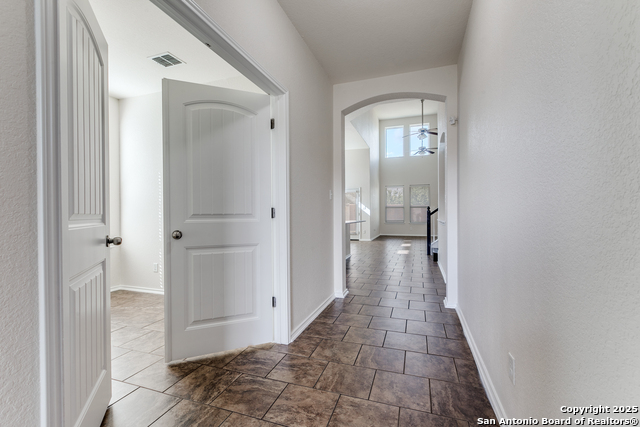 Listing photo id 2 for 8331 Gentry Crk