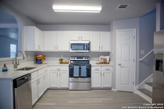 Image 12 of 36 For 9135 Granite Woods