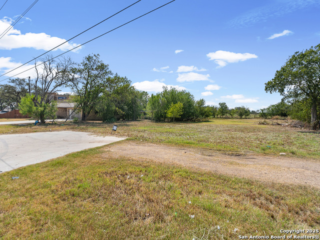 Image 11 of 18 For 1102 S State Highway 46