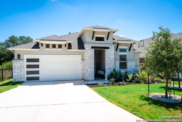 Listing photo id 0 for 1420 Quarry Rock