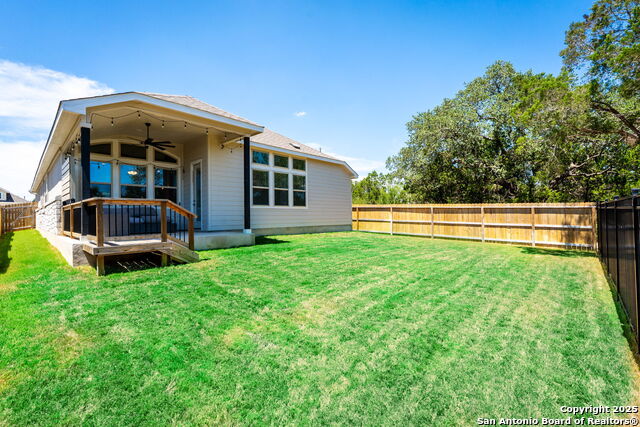 Listing photo id 25 for 1420 Quarry Rock