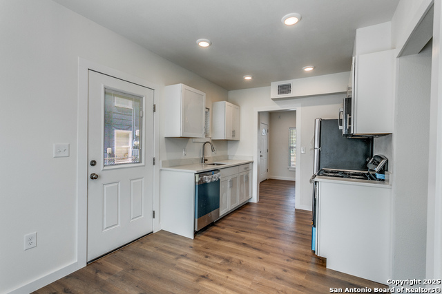 Image 11 of 28 For 920 Mcilvaine